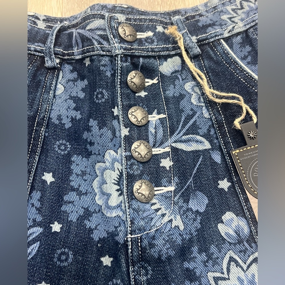 Double D Ranchwear jeans NWT size 6! - Picture 3 of 3